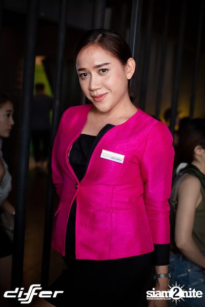 JEWELZ & SPARKS ที่ ดิฟเฟอร์ ผับ พัทยา — photo 53