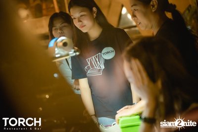 อิ้งค์ วรันธร ที่ ทอร์ช เรสเตอร์รอง แอนด์ บาร์ — photo 2