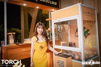 อิ้งค์ วรันธร ที่ ทอร์ช เรสเตอร์รอง แอนด์ บาร์ — photo 16