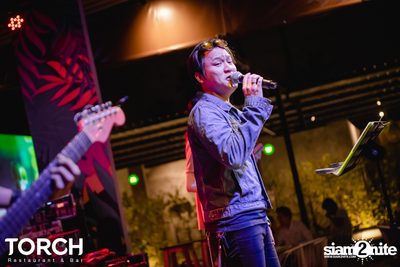 อิ้งค์ วรันธร ที่ ทอร์ช เรสเตอร์รอง แอนด์ บาร์ — photo 38