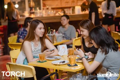 อิ้งค์ วรันธร ที่ ทอร์ช เรสเตอร์รอง แอนด์ บาร์ — photo 40