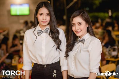 อิ้งค์ วรันธร ที่ ทอร์ช เรสเตอร์รอง แอนด์ บาร์ — photo 44