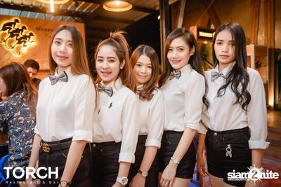 อิ้งค์ วรันธร ที่ ทอร์ช เรสเตอร์รอง แอนด์ บาร์ — photo 63