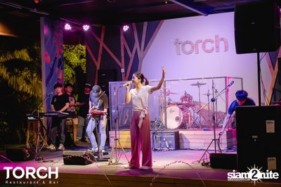 อิ้งค์ วรันธร ที่ ทอร์ช เรสเตอร์รอง แอนด์ บาร์ — photo 106