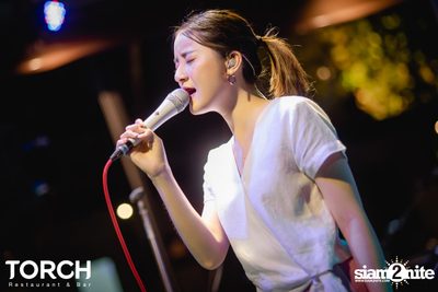 อิ้งค์ วรันธร ที่ ทอร์ช เรสเตอร์รอง แอนด์ บาร์ — photo 115