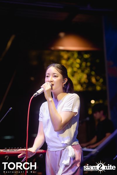 อิ้งค์ วรันธร ที่ ทอร์ช เรสเตอร์รอง แอนด์ บาร์ — photo 117