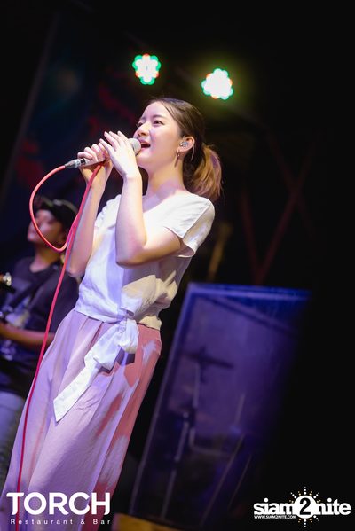 อิ้งค์ วรันธร ที่ ทอร์ช เรสเตอร์รอง แอนด์ บาร์ — photo 120