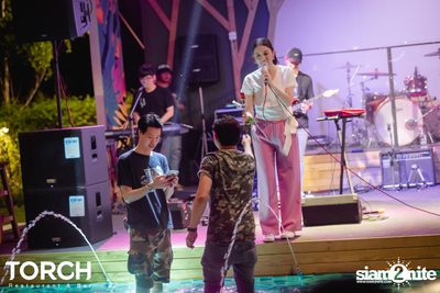 อิ้งค์ วรันธร ที่ ทอร์ช เรสเตอร์รอง แอนด์ บาร์ — photo 142