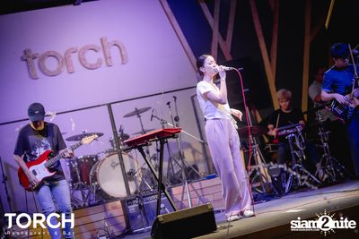 อิ้งค์ วรันธร ที่ ทอร์ช เรสเตอร์รอง แอนด์ บาร์ — photo 146