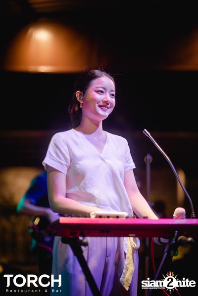 อิ้งค์ วรันธร ที่ ทอร์ช เรสเตอร์รอง แอนด์ บาร์ — photo 161