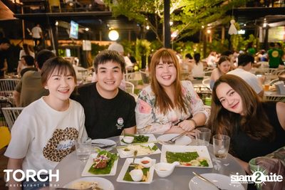 อิ้งค์ วรันธร ที่ ทอร์ช เรสเตอร์รอง แอนด์ บาร์ — photo 188