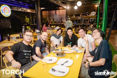 อิ้งค์ วรันธร ที่ ทอร์ช เรสเตอร์รอง แอนด์ บาร์ — photo 190