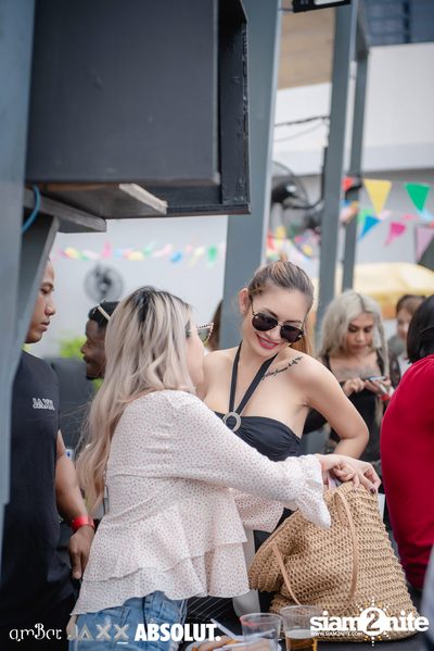 amBar Pool Party ที่ Four Points by Sheraton — photo 20