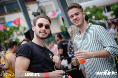 amBar Pool Party ที่ Four Points by Sheraton — photo 32
