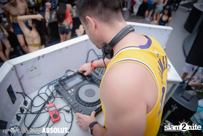 amBar Pool Party ที่ Four Points by Sheraton — photo 83