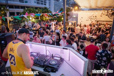 amBar Pool Party ที่ Four Points by Sheraton — photo 135
