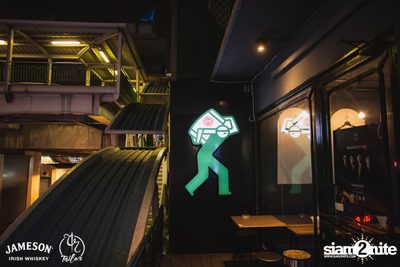 Season Five ที่ เทเลอร์ อโศก — photo 11