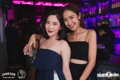 Season Five ที่ เทเลอร์ อโศก — photo 35