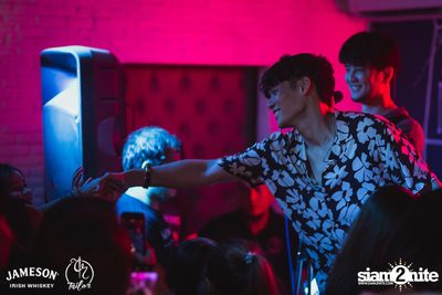 Season Five ที่ เทเลอร์ อโศก — photo 86