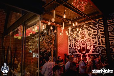 Saturday Night at Ainu Bar — photo 4