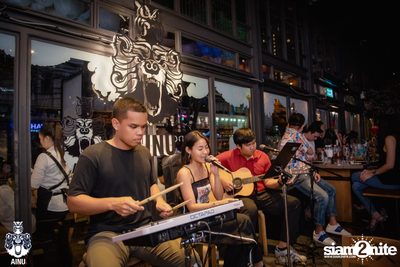 Saturday Night at Ainu Bar — photo 9