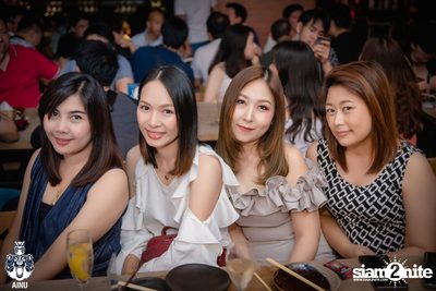 Saturday Night at Ainu Bar — photo 27