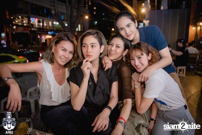 Saturday Night at Ainu Bar — photo 31