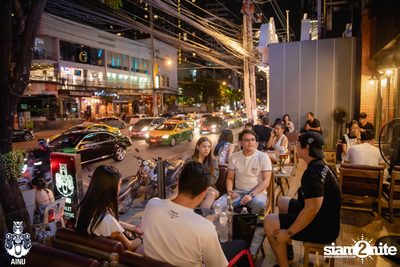 Saturday Night at Ainu Bar — photo 33