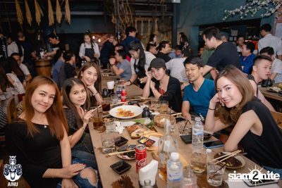 Saturday Night at Ainu Bar — photo 37