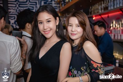 Saturday Night at Ainu Bar — photo 41