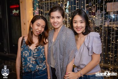 Saturday Night at Ainu Bar — photo 47