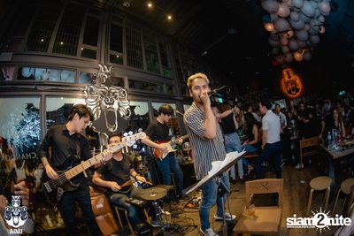 Saturday Night at Ainu Bar — photo 85