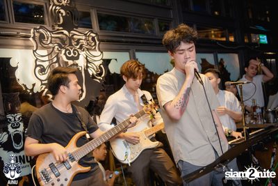 Saturday Night at Ainu Bar — photo 95