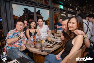 Saturday Night at Ainu Bar — photo 98