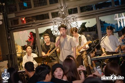 Saturday Night at Ainu Bar — photo 105