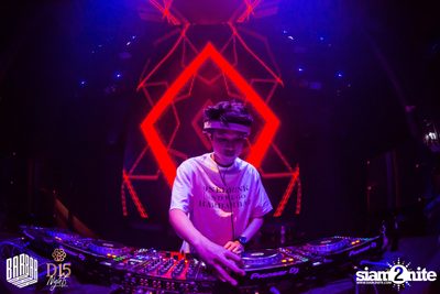 Saturday Night at BARBARBAR — photo 96