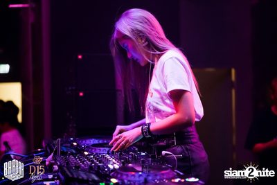 Saturday Night at BARBARBAR — photo 120