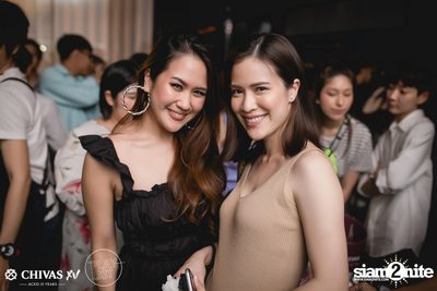 Win Sqweez Animal x Yokee Playboy ที่ เพลย์ลิสต์ เอกมัย — photo 48