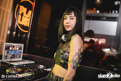 Win Sqweez Animal x Yokee Playboy ที่ เพลย์ลิสต์ เอกมัย — photo 55