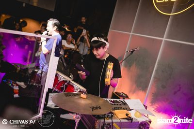 Win Sqweez Animal x Yokee Playboy ที่ เพลย์ลิสต์ เอกมัย — photo 96