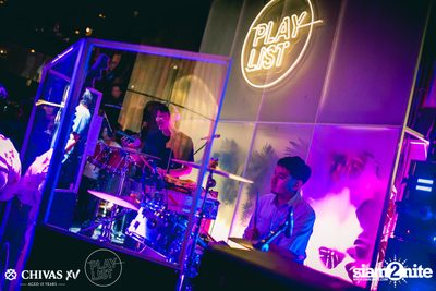Win Sqweez Animal x Yokee Playboy ที่ เพลย์ลิสต์ เอกมัย — photo 100