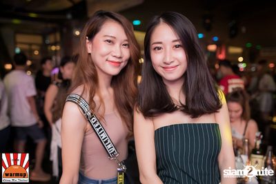 ตู่ ภพธร ที่ วอร์ม อัพ คาเฟ่ เชียงใหม่ — photo 20