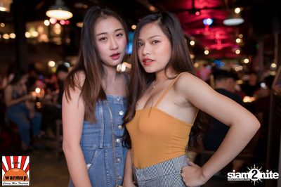 ตู่ ภพธร ที่ วอร์ม อัพ คาเฟ่ เชียงใหม่ — photo 28