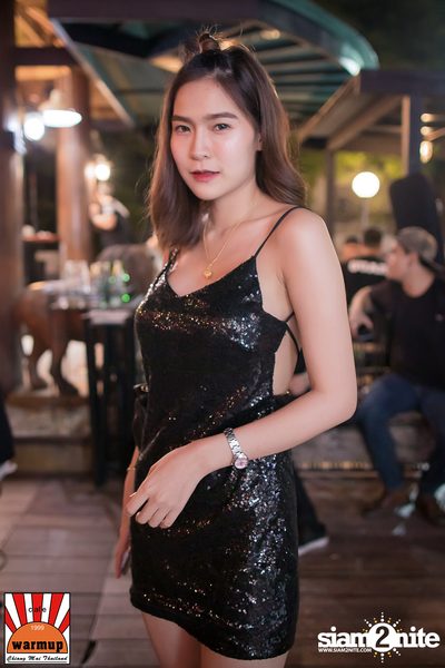 ตู่ ภพธร ที่ วอร์ม อัพ คาเฟ่ เชียงใหม่ — photo 30