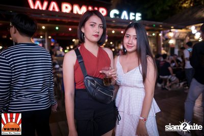 ตู่ ภพธร ที่ วอร์ม อัพ คาเฟ่ เชียงใหม่ — photo 43