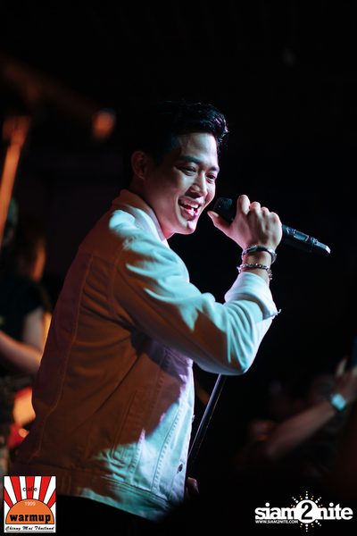 ตู่ ภพธร ที่ วอร์ม อัพ คาเฟ่ เชียงใหม่ — photo 59