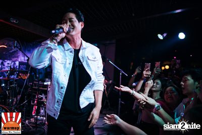 ตู่ ภพธร ที่ วอร์ม อัพ คาเฟ่ เชียงใหม่ — photo 65