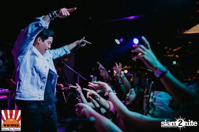 ตู่ ภพธร ที่ วอร์ม อัพ คาเฟ่ เชียงใหม่ — photo 70