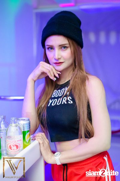 Friday Night at V Nightclub — photo 15