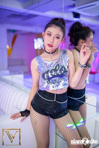 Friday Night at V Nightclub — photo 17